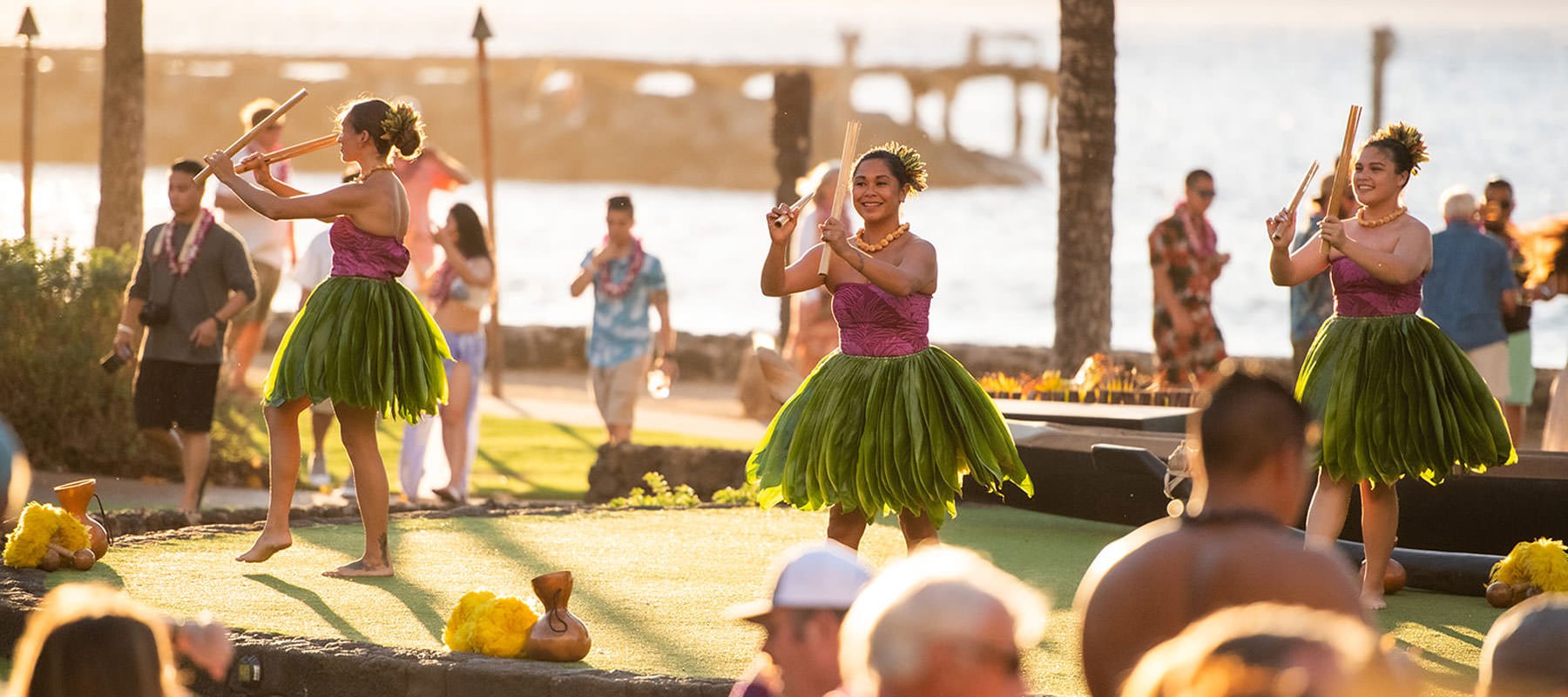 Old Lahaina Luau dancers